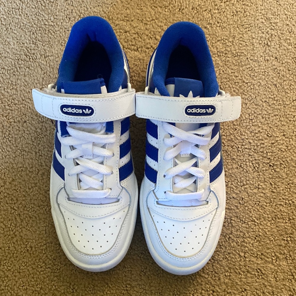 Adidas Originals Women's Forum Low Sneaker, White/Team Royal Blue/White, 5